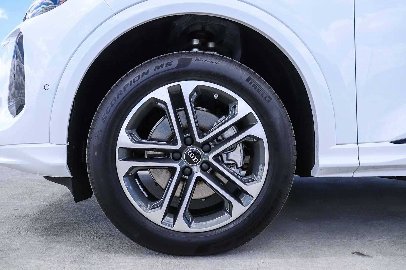 New 2026 Audi Q5 Premium AWD/4WD image 14