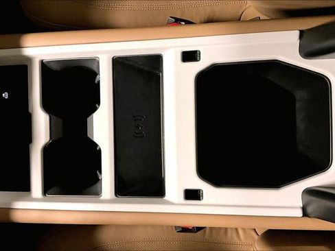 Certified 2025 Land Rover Defender 130 S image 11