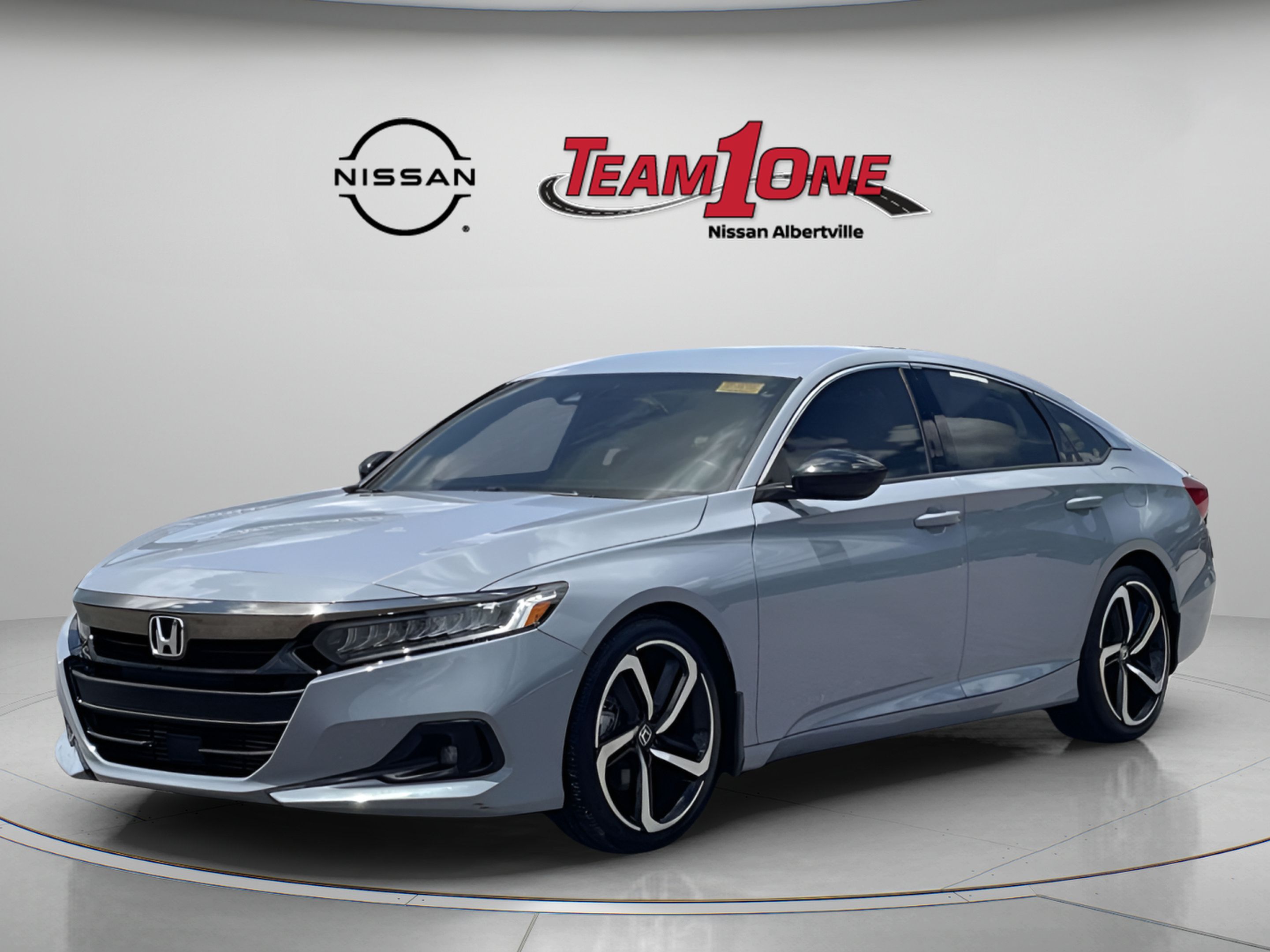 Used 2022 Honda Accord Sport image 4
