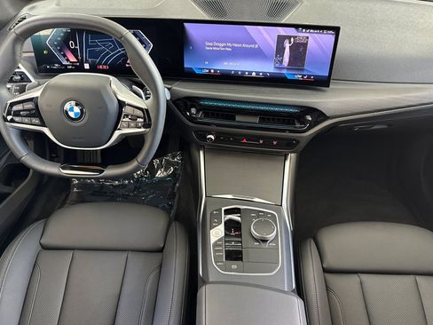 Used 2026 BMW 330i Sedan w/ Convenience Package RWD image 17