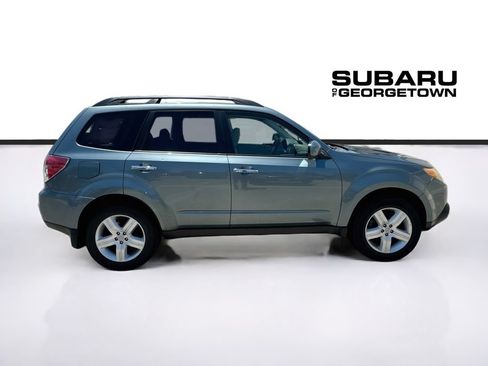 Used 2010 Subaru Forester 2.5X Premium w/ Popular Equipment Group 1A AWD/4WD image 8