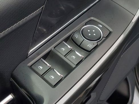 Certified 2022 Ford F150 XLT w/ Equipment Group 302A High image 9