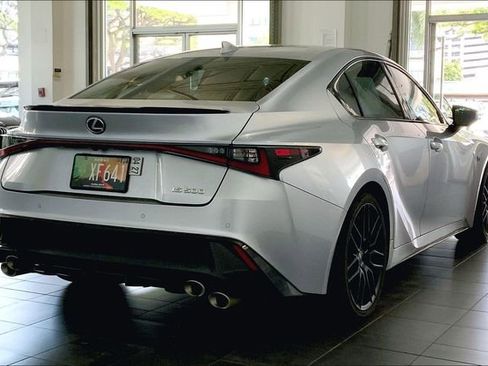 Used 2023 Lexus IS 500 image 6