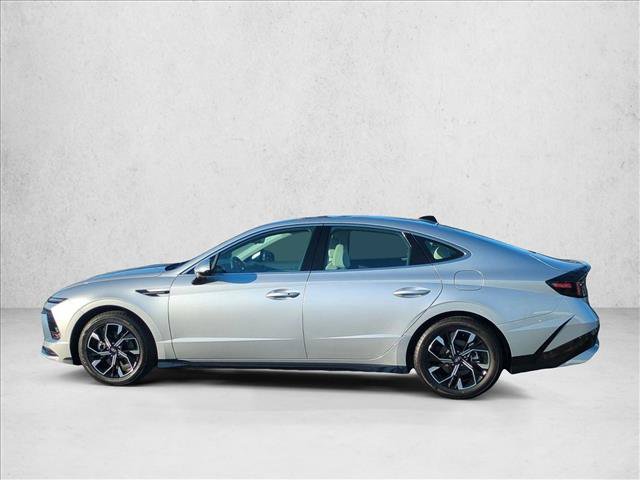 Used 2025 Hyundai Sonata SEL FWD image 9