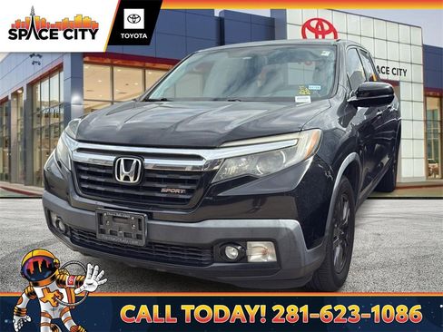 Used 2017 Honda Ridgeline Sport image 1