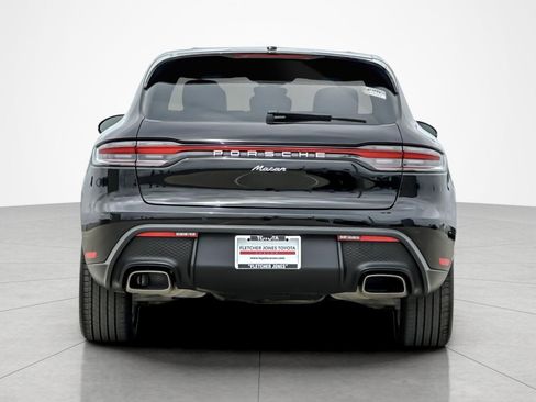 Used 2023 Porsche Macan AWD/4WD image 4