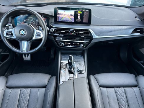 Used 2023 BMW 540i w/ M Sport Package RWD image 12