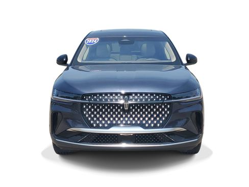 Used 2024 Lincoln Nautilus Premier w/ Equipment Group 102A AWD/4WD image 2