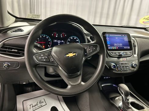 Used 2024 Chevrolet Malibu LT image 14