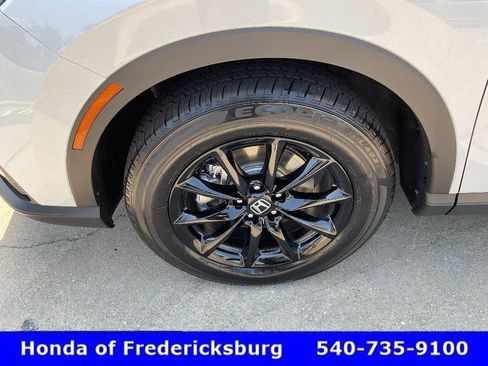 Used 2026 Honda CR-V Sport image 9