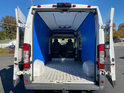 Used 2015 RAM ProMaster 2500 w/ Mopar Trailer Tow Group FWD image 17