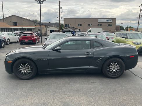 Used 2013 Chevrolet Camaro LS RWD image 5