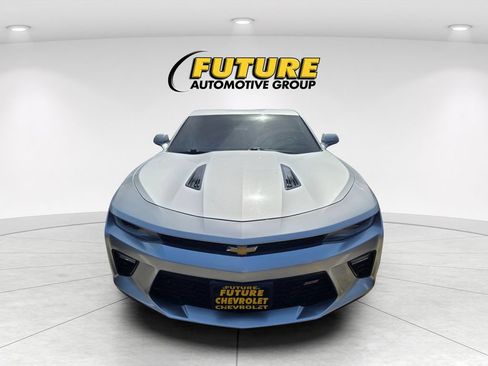 Used 2016 Chevrolet Camaro SS RWD image 2