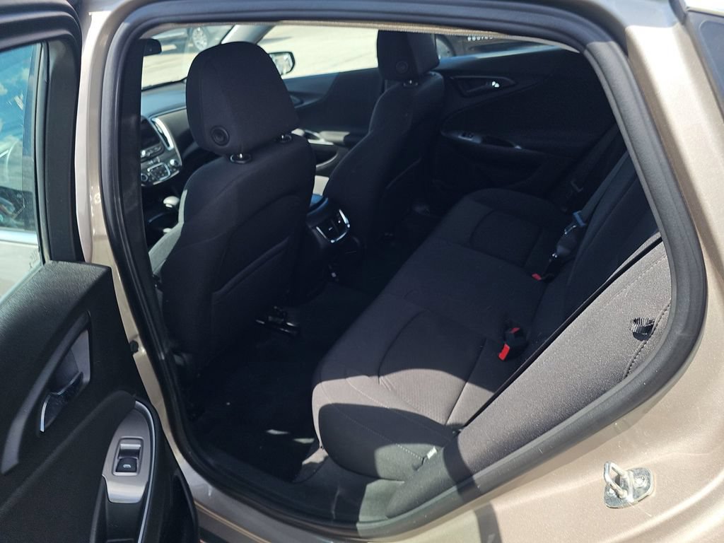 Used 2022 Chevrolet Malibu LT FWD image 13