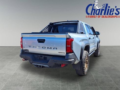 Used 2024 Toyota Tacoma Trailhunter image 4