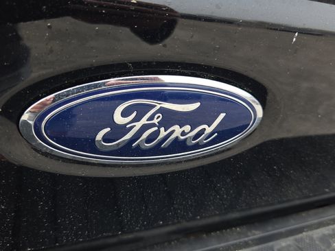 Used 2024 Ford F250 Platinum w/ Tremor Off-Road Package image 30