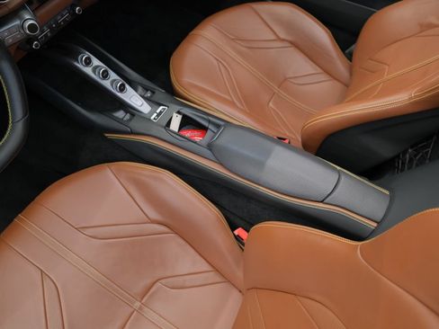 Used 2021 Ferrari 812 GTS RWD image 14