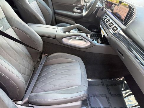 New 2026 Mercedes-Benz GLE 53 AMG 4MATIC Coupe image 31