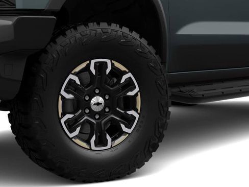 New 2025 Chevrolet Silverado 1500 ZR2 w/ Technology Package image 39