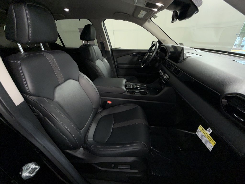 Used 2025 Honda Pilot EX-L image 26