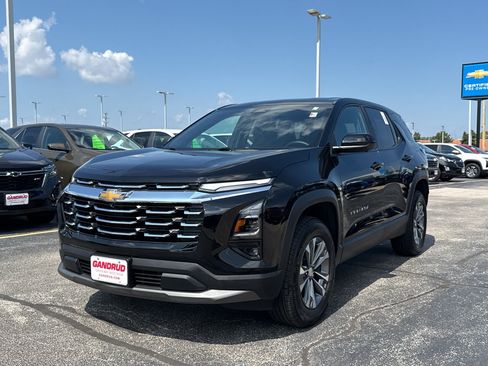 Certified 2025 Chevrolet Equinox LT w/ Safety and Technology Package AWD/4WD image 2