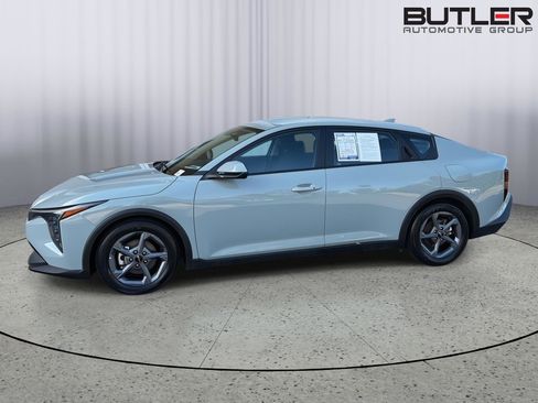 Used 2025 Kia K4 FWD image 3