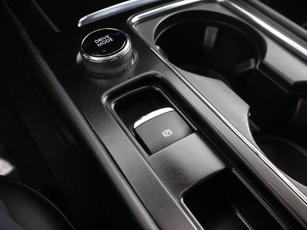 Used 2024 Lincoln Corsair AWD image 53