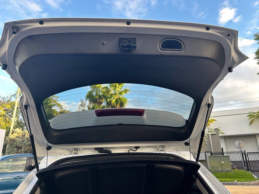 Used 2022 Hyundai Kona Limited FWD image 43