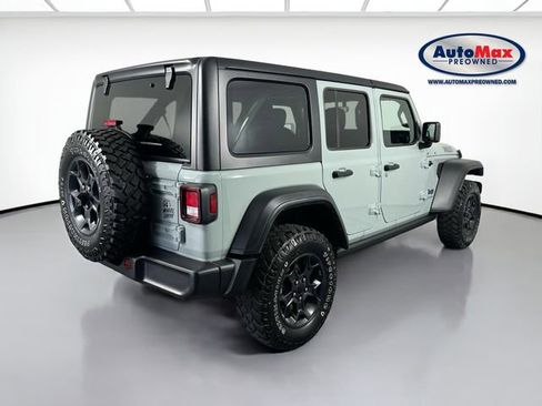 Used 2023 Jeep Wrangler Unlimited w/ Cold Weather Group AWD/4WD image 2