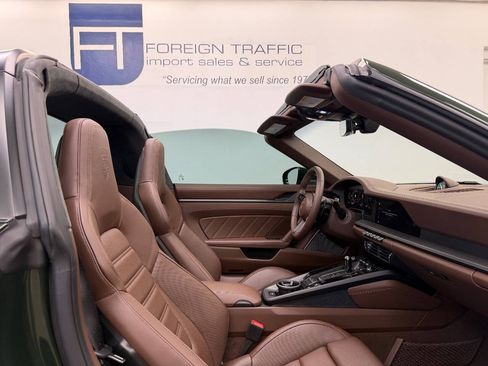 Used 2026 Porsche 911 Targa 4 GTS AWD/4WD image 68