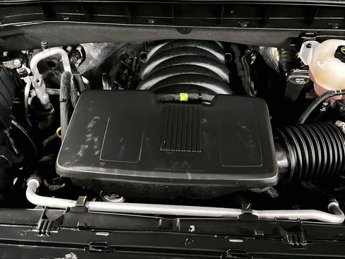 Used 2025 GMC Sierra 1500 AT4 w/ Technology Package image 33