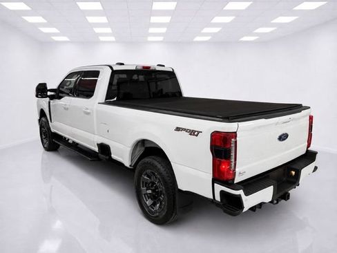Used 2023 Ford F250 Lariat w/ Lariat Ultimate Package AWD/4WD image 8