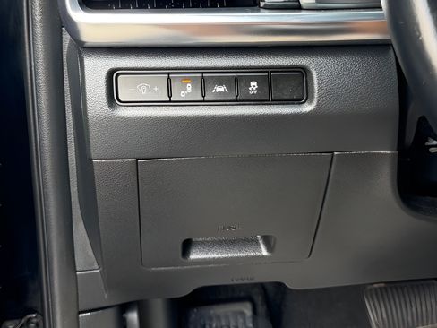 Used 2022 Kia Telluride LX AWD/4WD image 43