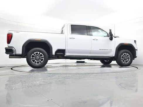 Used 2024 GMC Sierra 2500 SLE w/ SLE Value Package; image 30