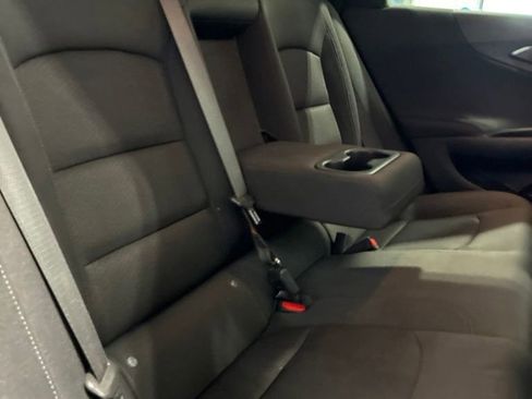 Used 2020 Chevrolet Malibu LT FWD image 30