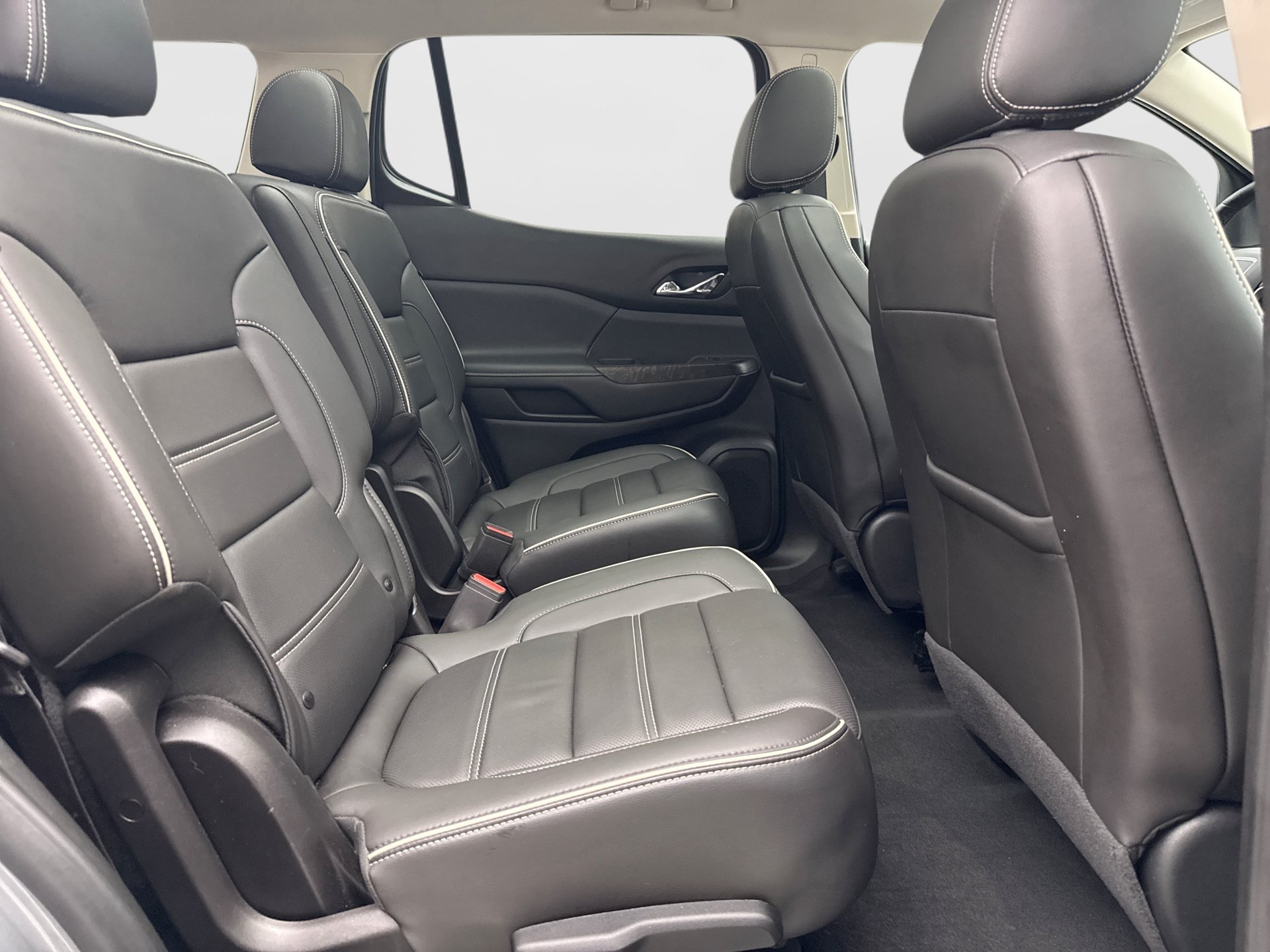 Used 2023 GMC Acadia Denali w/ Denali Ultimate Package FWD image 21