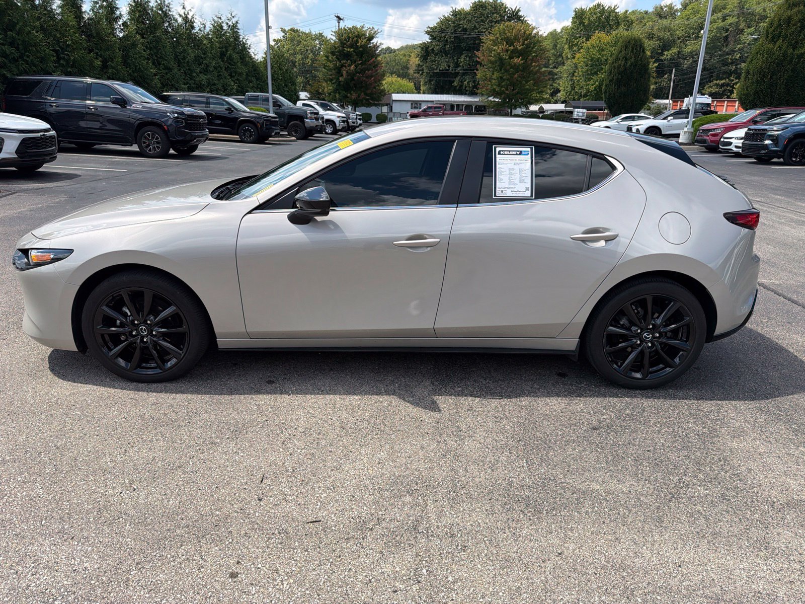 Used 2025 MAZDA MAZDA3 s Sport FWD image 2
