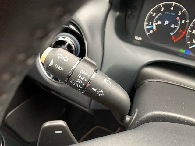 Used 2019 Jaguar XJ Supercharged RWD image 34