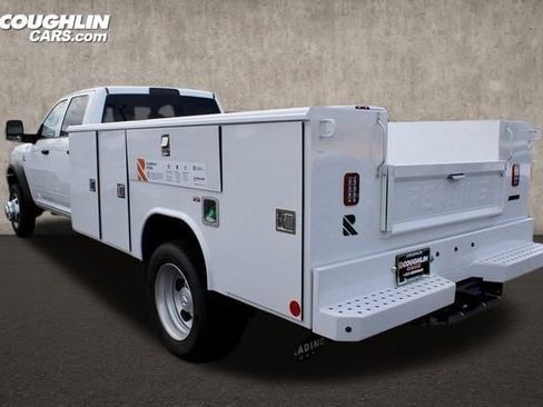 New 2024 RAM 5500 Tradesman w/ Chrome Appearance Group image 14