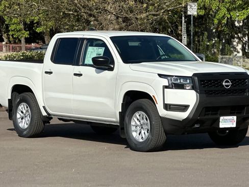 New 2026 Nissan Frontier S image 9