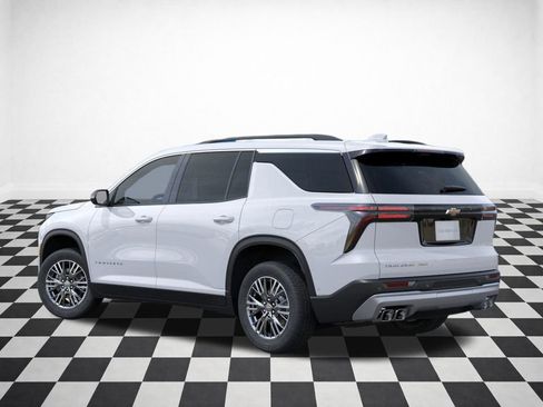 New 2026 Chevrolet Traverse LT w/ Driver Confidence Package image 32