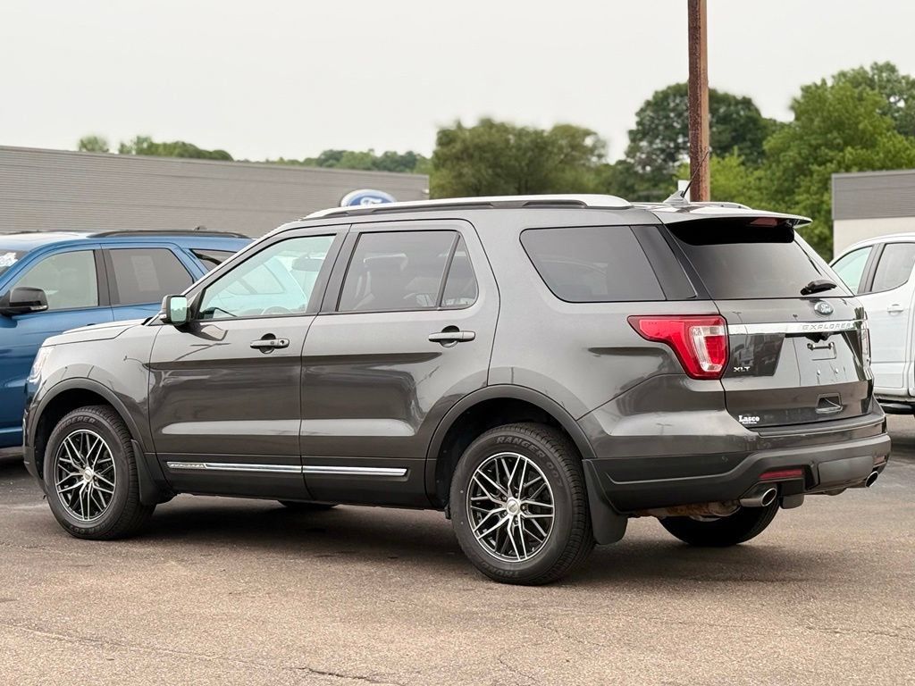 Used 2019 Ford Explorer XLT AWD/4WD image 39