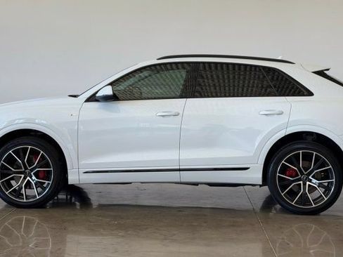 Used 2019 Audi Q8 Premium Plus w/ Premium Plus AWD/4WD image 4
