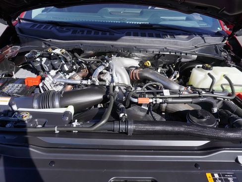 Used 2023 Ford F250 Lariat w/ Lariat Ultimate Package image 8