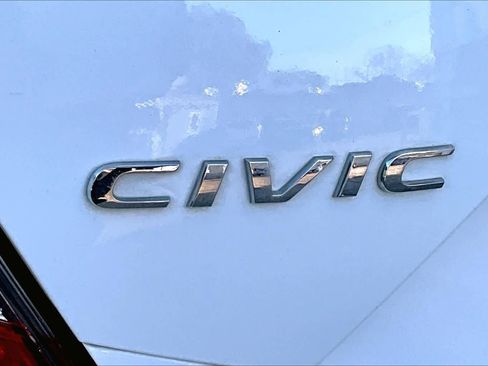 Used 2018 Honda Civic LX image 10