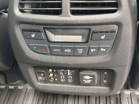 Used 2017 Honda Pilot Elite image 31