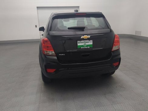 Used 2020 Chevrolet Trax LS image 6