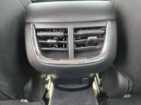 Used 2022 Chevrolet Malibu LT FWD image 15