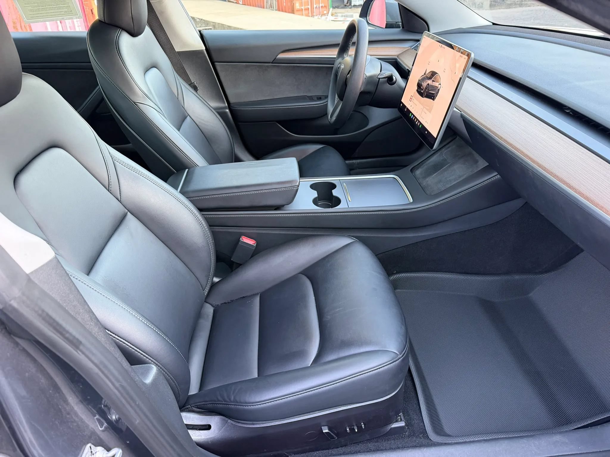 Used 2023 Tesla Model 3 Standard Range RWD image 23