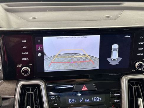 Used 2023 Kia Sorento S w/ Panoramic Sunroof Package AWD/4WD image 14